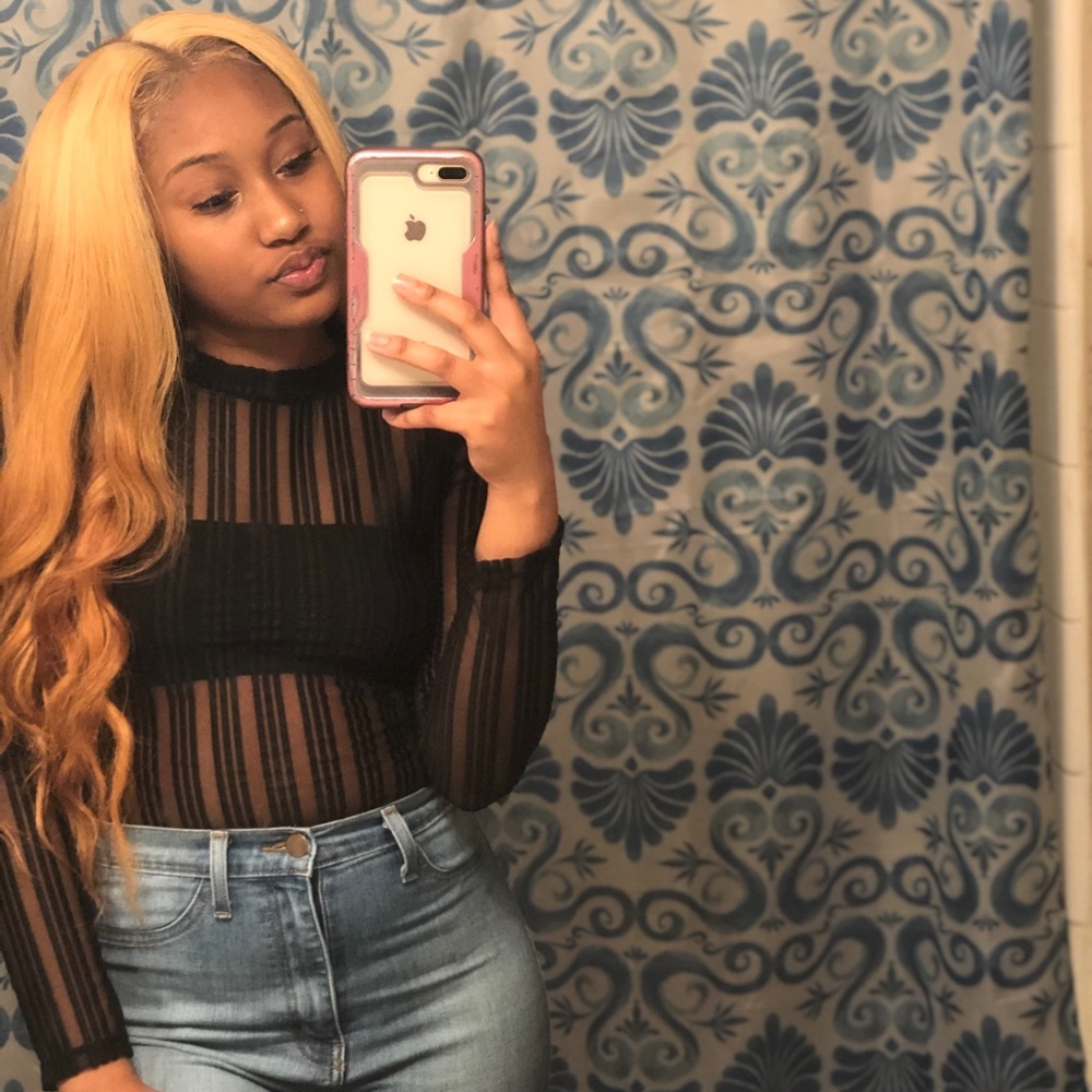 Meet your Posher, Toni